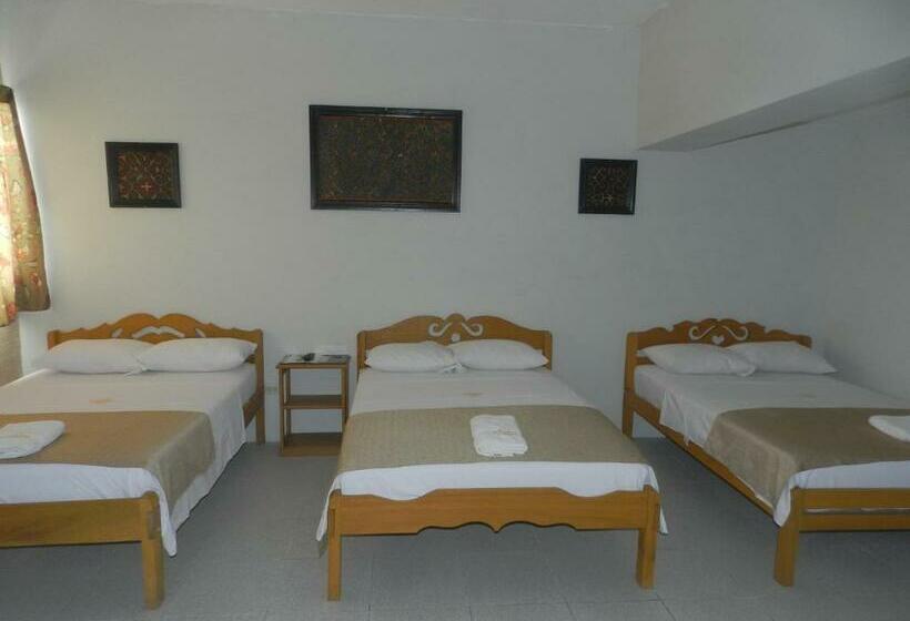 اتاق استاندارد سه نفره, El Cauchero Hotel Iquitos