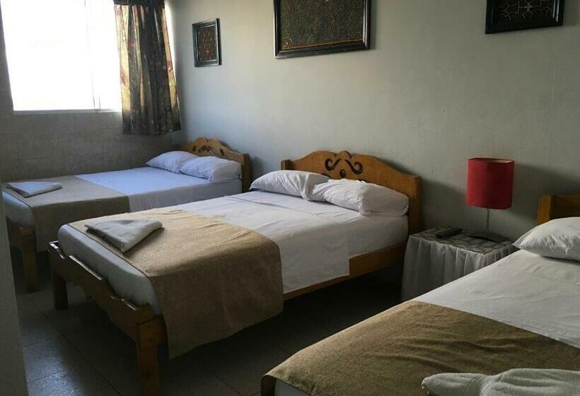 Номер Стандарт Трехместный, El Cauchero Hotel Iquitos