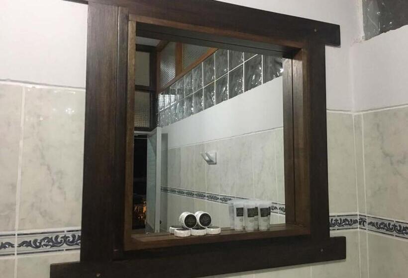 اتاق سوپریور سه تخته, El Cauchero Hotel Iquitos