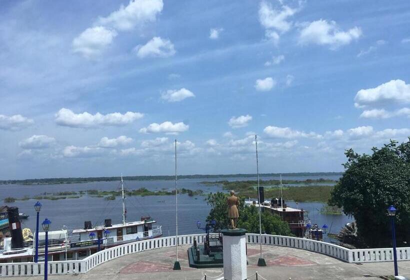 اتاق سوپریور سه تخته, El Cauchero Hotel Iquitos