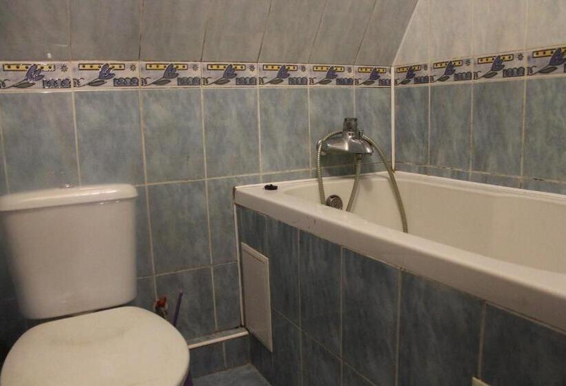 Perhehuone, Hostel Teremok