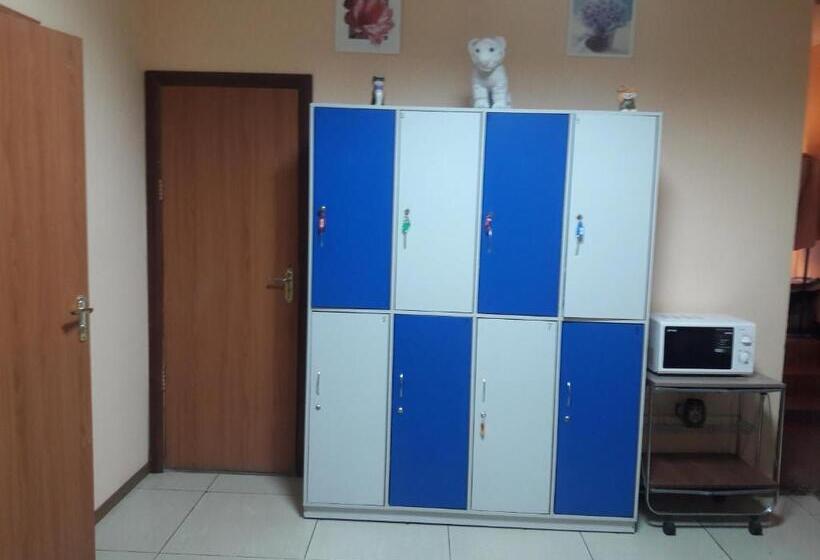 Vuode Makuusalissa, Hostel Teremok