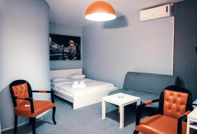 スタンダードスタジオ, Arkem Hotel 2