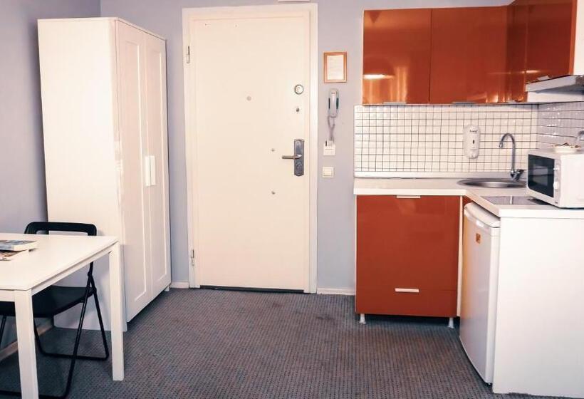 スタンダードスタジオ, Arkem Hotel 2