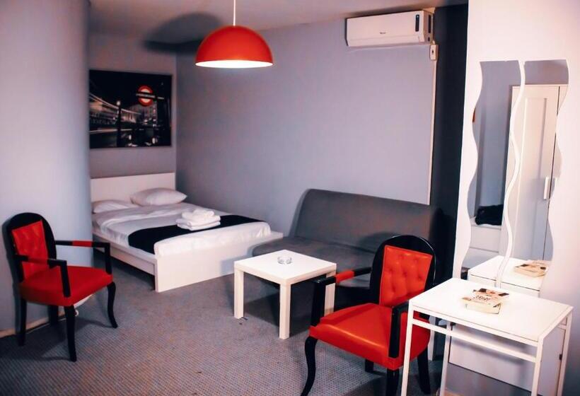 スタンダードスタジオ, Arkem Hotel 2