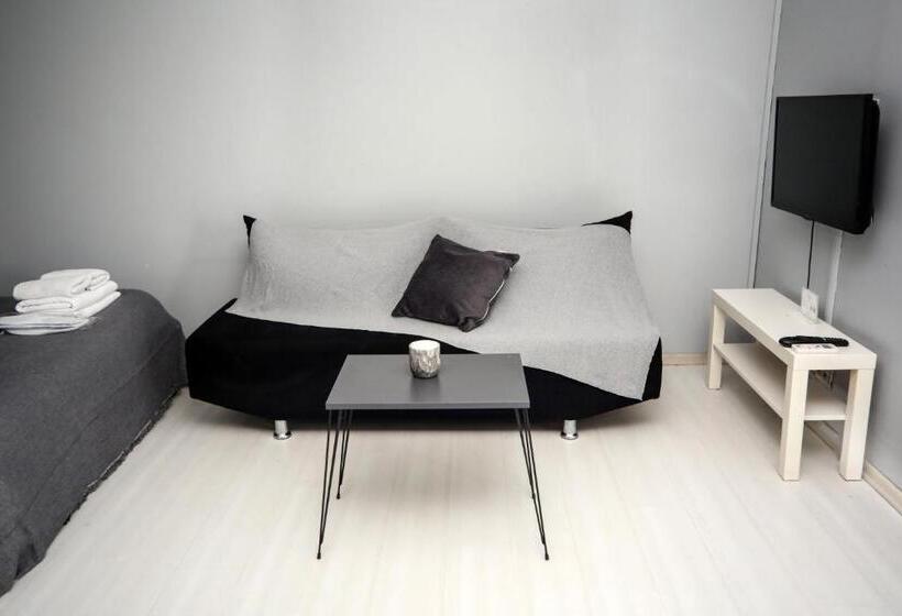 スタンダードスタジオ, Arkem Hotel 2