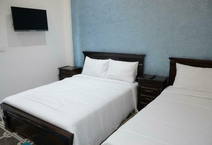 スタンダードトリプルルーム, Biarritz