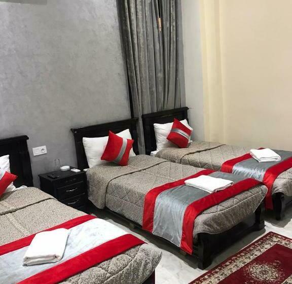 スタンダードトリプルルーム, Biarritz