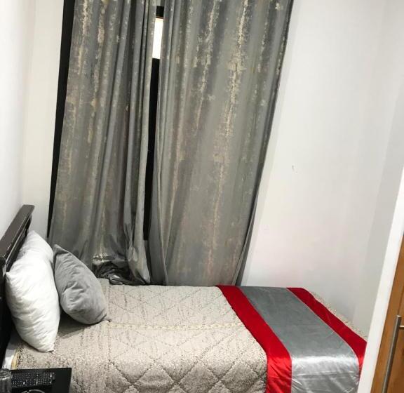 スタンダードシングルルーム, Biarritz