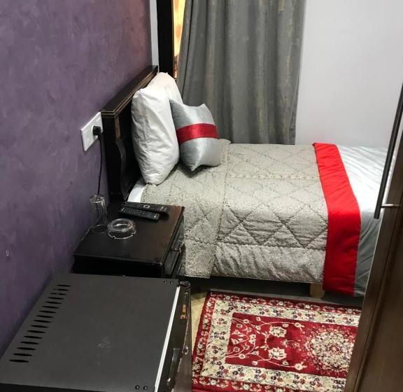 スタンダードシングルルーム, Biarritz