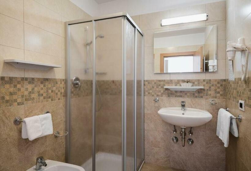 Номер Стандарт, Laguscei Dolomites Mountain