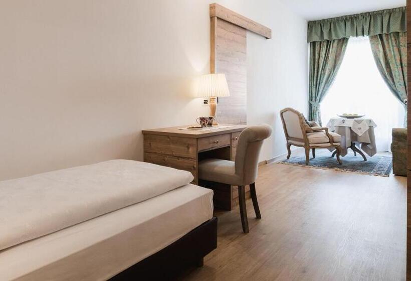 Люкс Вид на Горы, Laguscei Dolomites Mountain