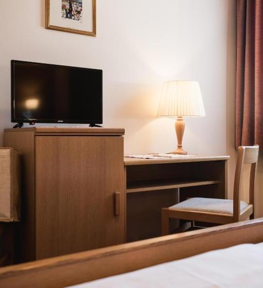 Номер Economy, Laguscei Dolomites Mountain