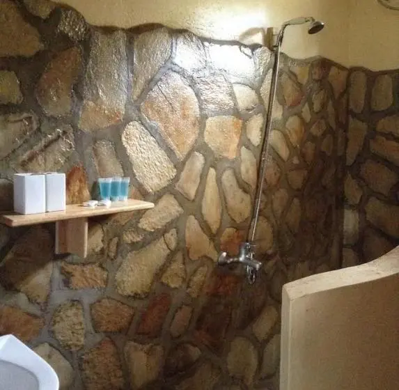 キングサイズベッドのデラックスルーム, Nyore Hillside Retreat