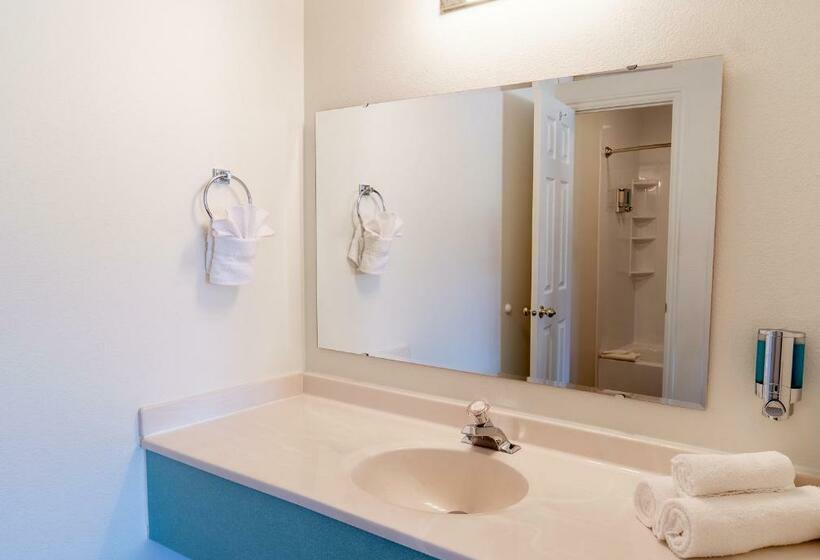 Стандартный Номер Кровать Кинг, Motel Torrey