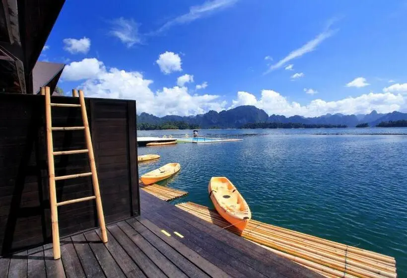 デラックスの4人部屋, 500 Rai Floating Resort