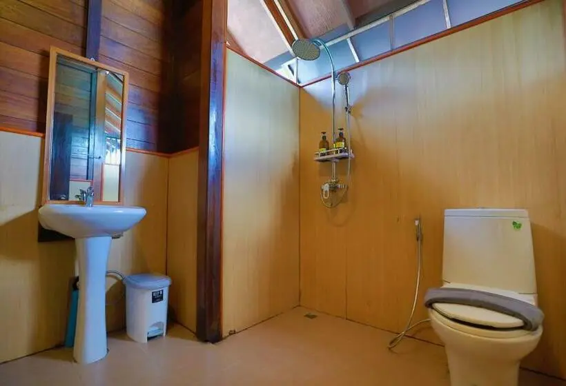 デラックスの4人部屋, 500 Rai Floating Resort