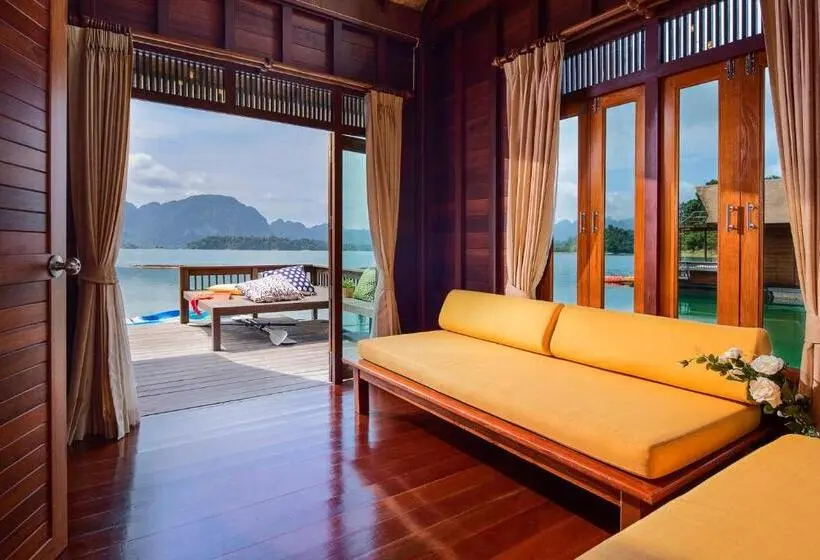 デラックススイート, 500 Rai Floating Resort