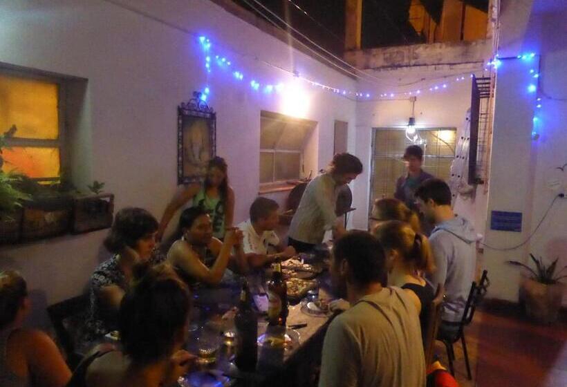 اتاق استاندارد با سرویس بهداشتی مشترک, Mate! Hostel