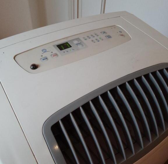 اتاق استاندارد با سرویس بهداشتی مشترک, Mate! Hostel