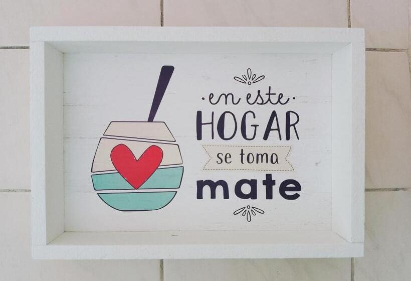 اتاق کلاسیک یک تخته, Mate! Hostel