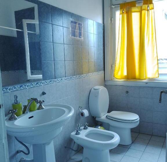 اتاق کلاسیک یک تخته, Mate! Hostel