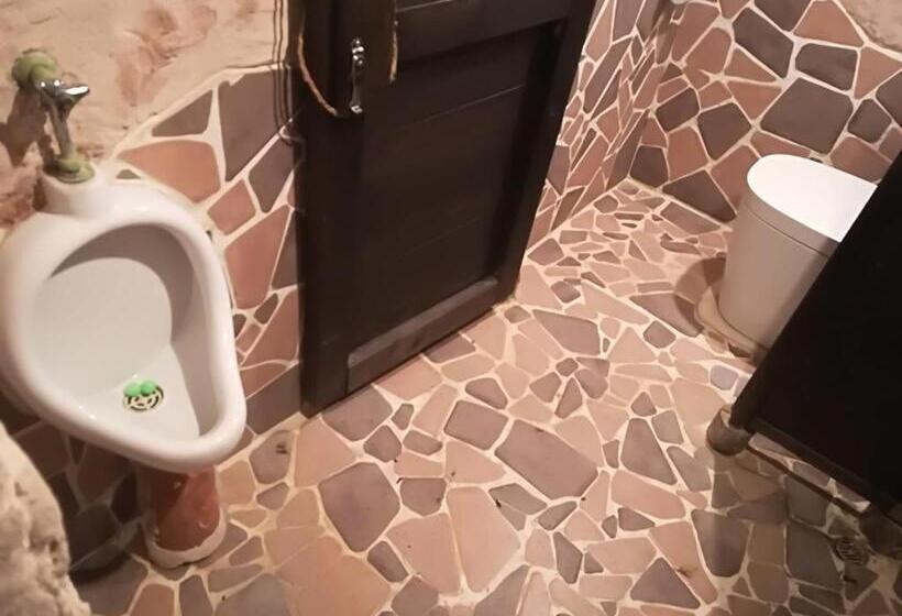Кровать в Общей Комнате, Taketomijima Guesthouse And Je Taime