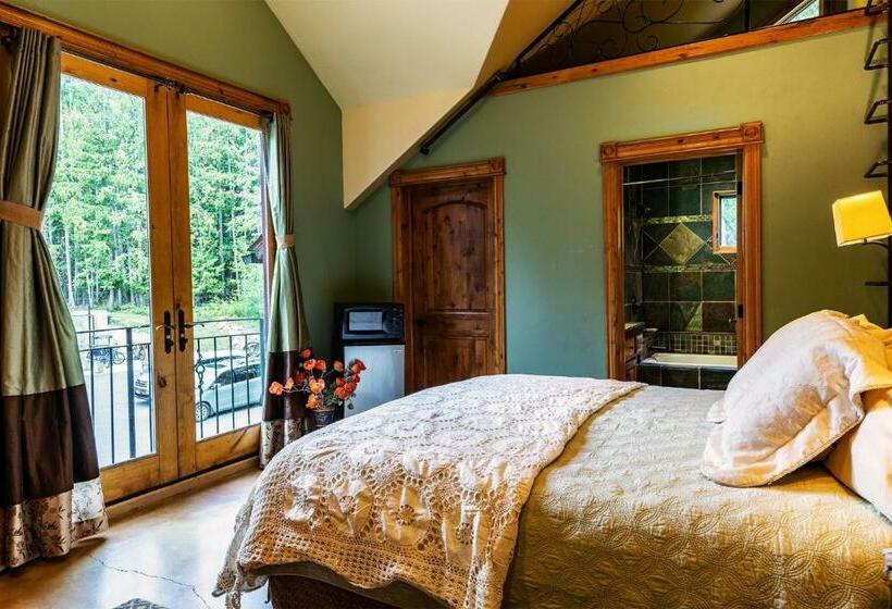 غرفة قياسية, Talus Rock Retreat