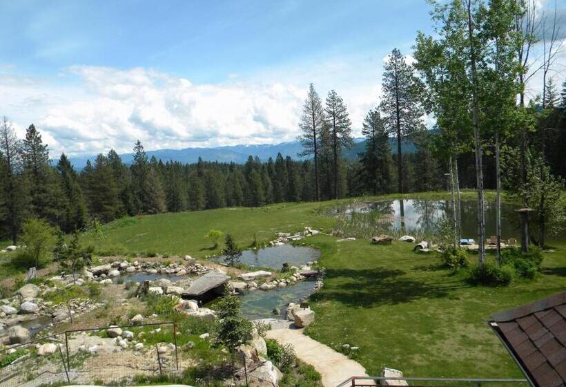 غرفة قياسية, Talus Rock Retreat