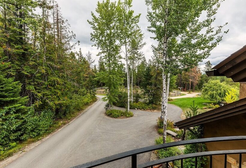 Номер Стандарт, Talus Rock Retreat
