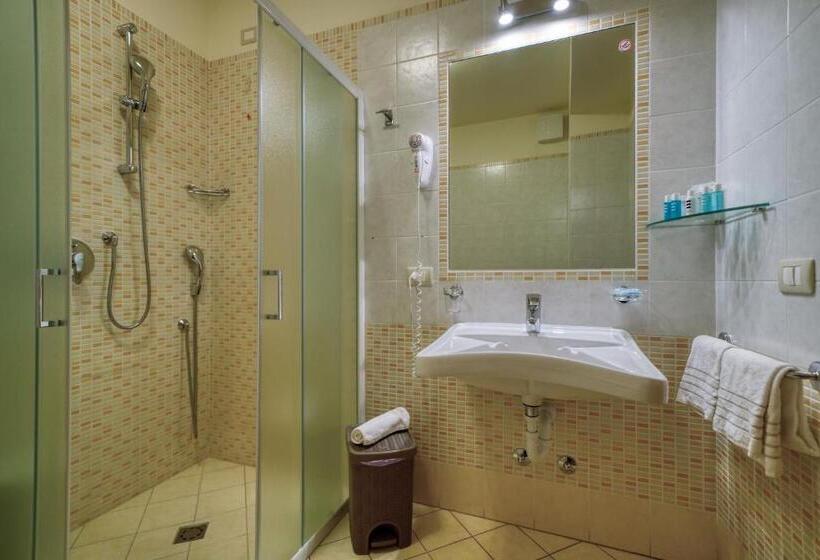 ファミリールーム, The Lighthouse Rooms