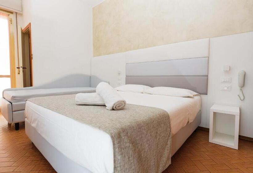 اتاق استاندارد با چشم‌انداز دریا, Albatros