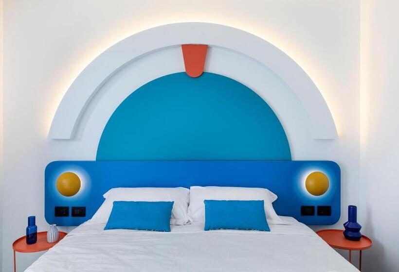 اتاق لوکس با چشم‌انداز دریا, Albatros