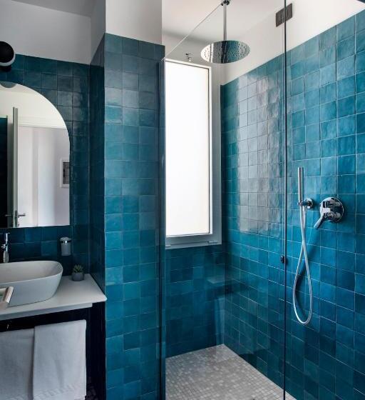 اتاق پریمیوم چهارنفره, Albatros