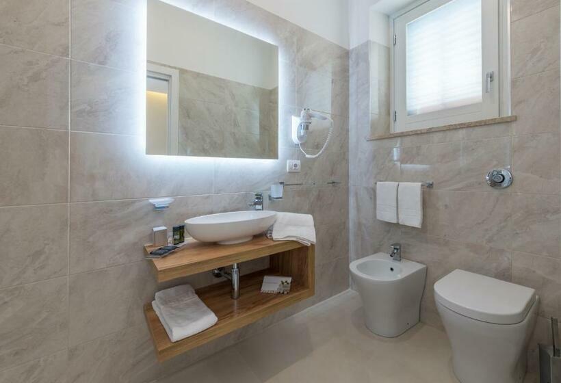 スタンダードルーム, Artemide