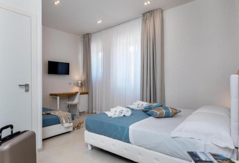 スタンダードトリプルルーム, Artemide