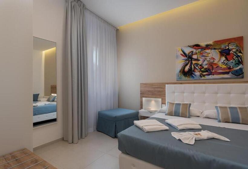 スタンダードトリプルルーム, Artemide