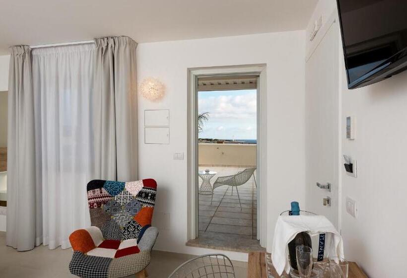 テラス付きジュニアスイート, Artemide