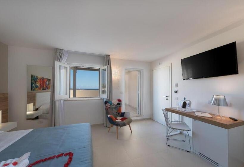 テラス付きジュニアスイート, Artemide