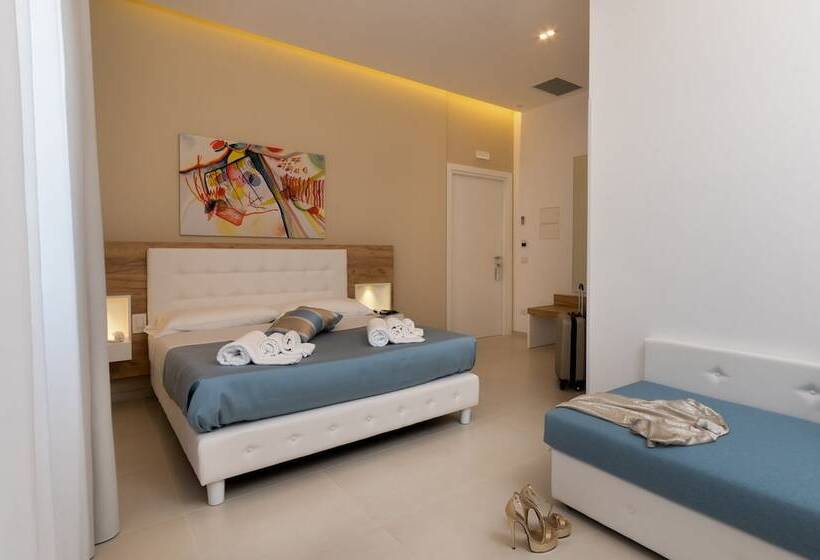 スタンダードトリプルルーム, Artemide