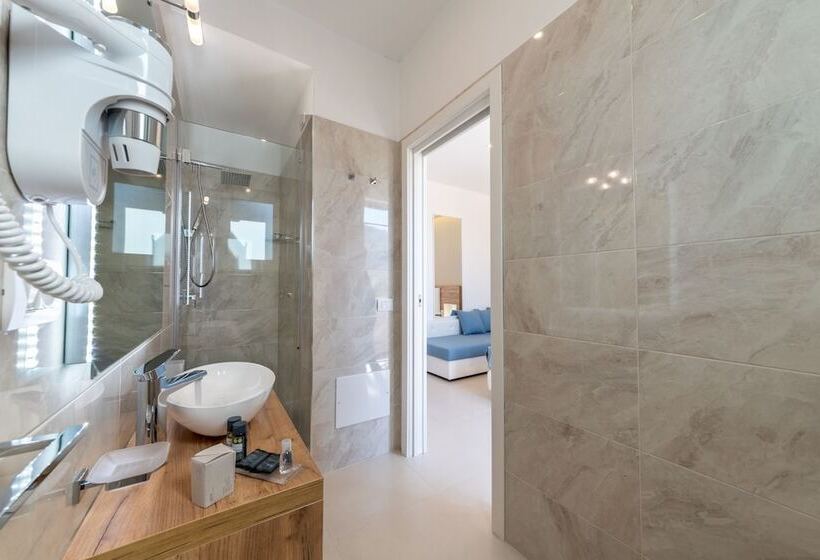 スーペリアトリプルルーム, Artemide