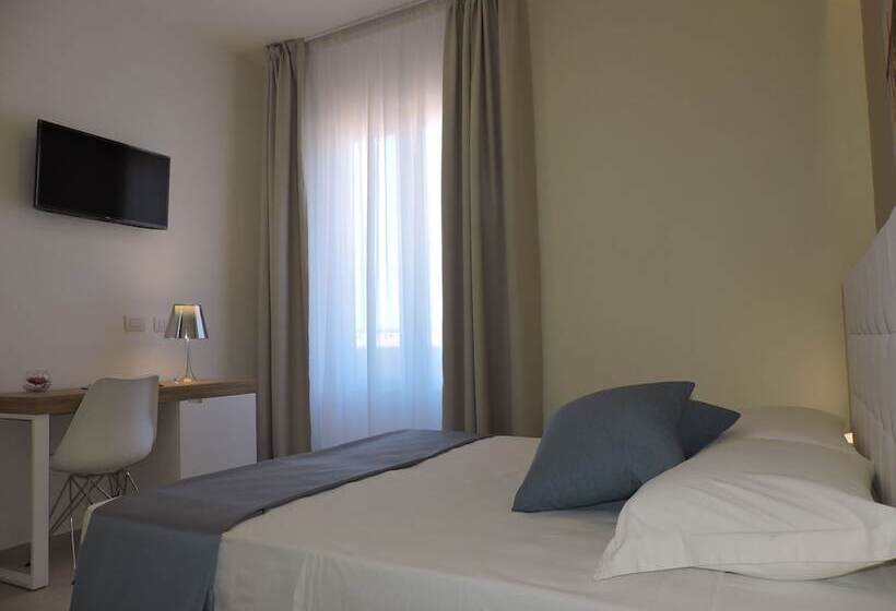 スーペリアトリプルルーム, Artemide