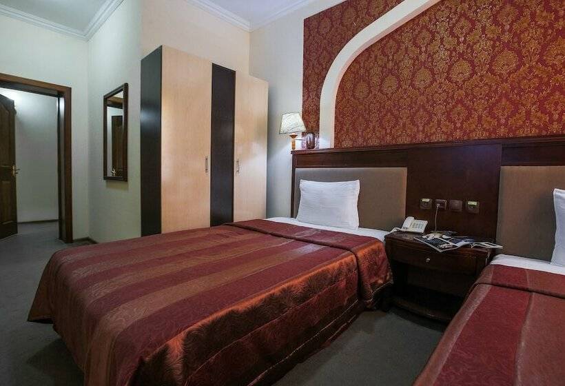 스탠다드 룸, Avicenna