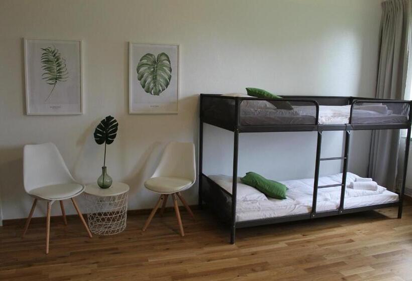 ファミリールーム, Hensbacka Herrgård