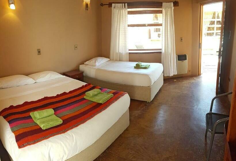 标准三人间, La Cochera