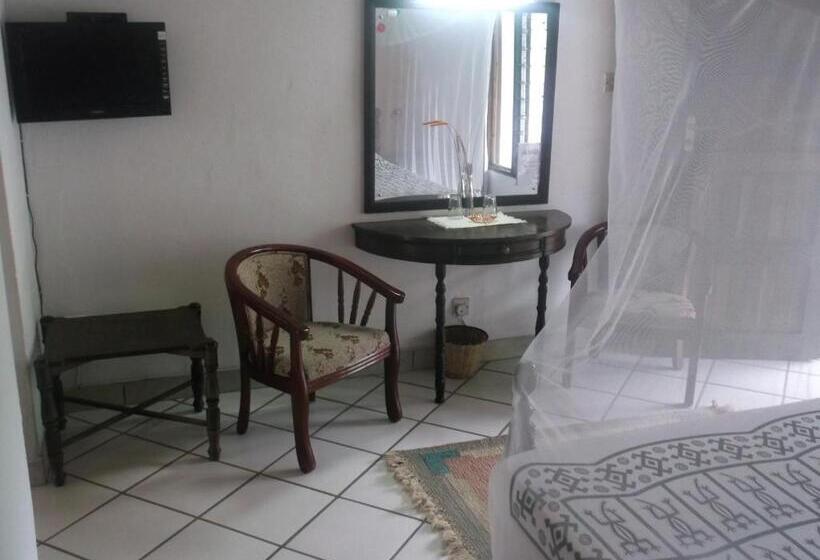 Classic room with balcony, Papillon Garden Bar Villas