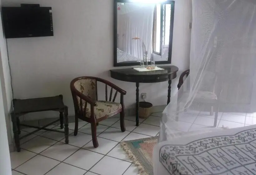 Classic room with balcony, Papillon Garden Bar Villas