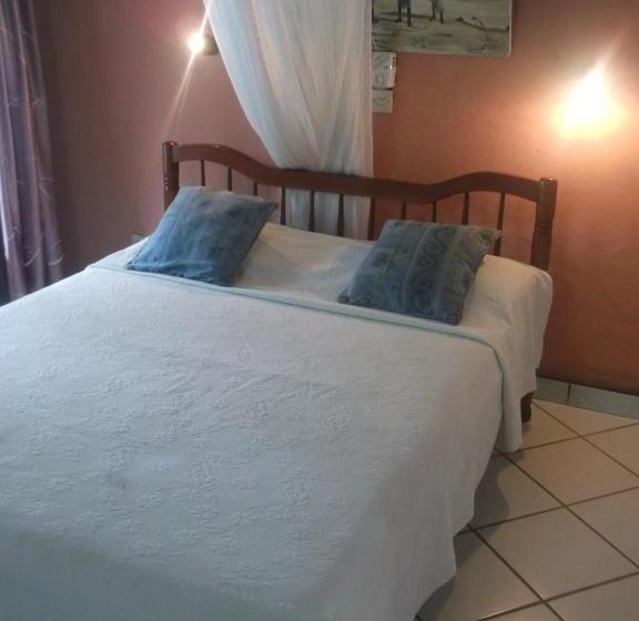 Classic room with balcony, Papillon Garden Bar Villas