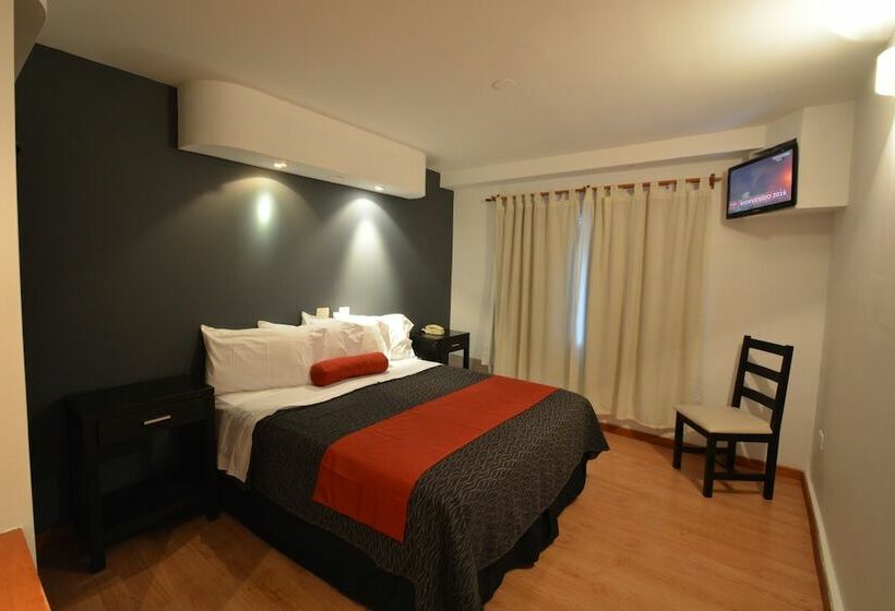 高级大房间, Piazza