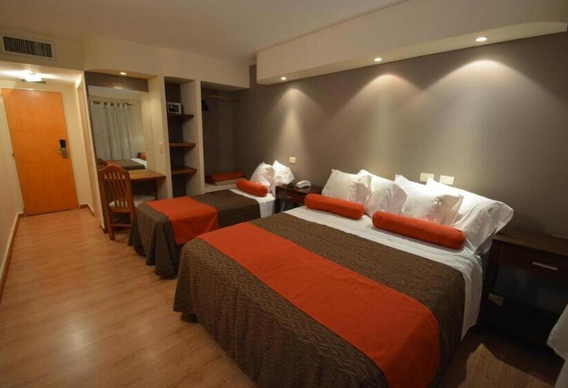 高级三人间, Piazza